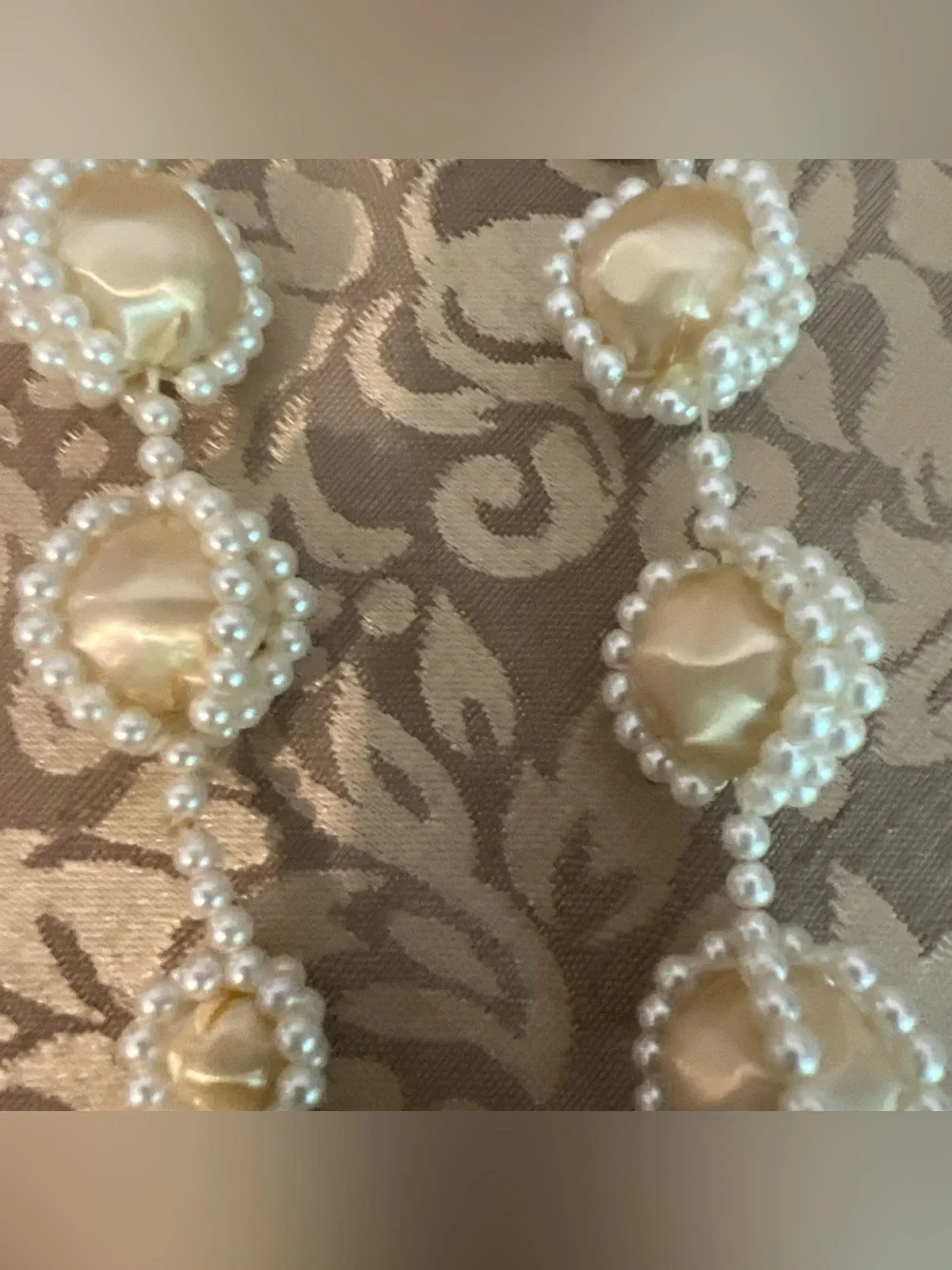 STUNNING VINTAGE ESTATE CAGED BEAD & PEARL NECKLACE Faux Pearls 36” Long